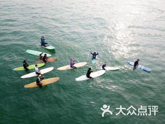 警方：旧金山枪击事件造成1人死亡4人重伤